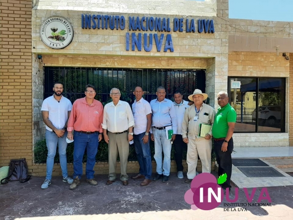 Visita del Dr. en Agropecuaria, Alberto Viralinhos, en representación de la Empresa Brasileira de Pesquisa Agropecuaria (EMBRAPA).