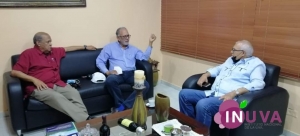 Visita al INUVA de los Viceministros de Ciencia y Tecnología y Extensión y Capacitación Extraordinaria.