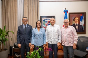 Reunión con el Ministro Administrativo de la Presidencia.