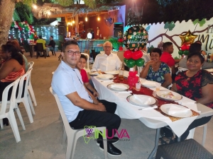 El INUVA celebra cena navideña 2024.