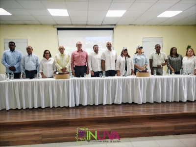 Comisiones Permanentes de Agricultura y Frontera de la Cámara de Diputados se reúnen con productores de uvas y vinos de la Prov. Bahoruco.